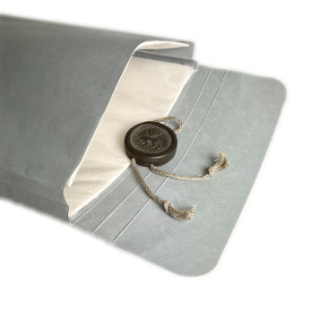 EXPANDABLE POCKET ENVELOPES WITH FLAP AND PADDING  "Verrocchio"
